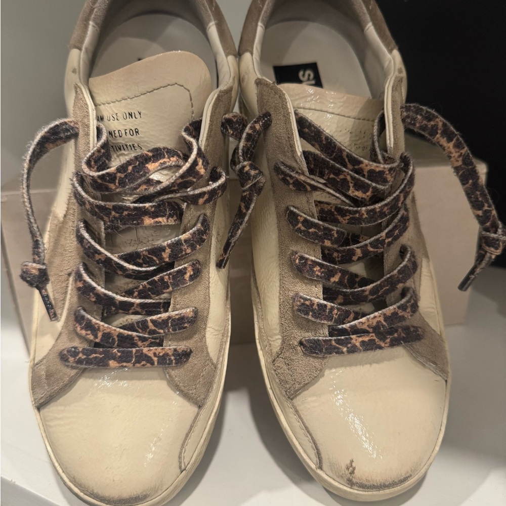 Golden Goose SUPER -STAR Creamy White/Taupe  Sneakers with Suede Accents